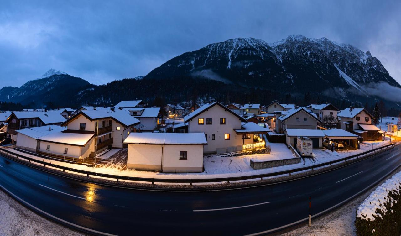 Ferienwohnung Schoenblick Weissenbach am Lech Exterior photo