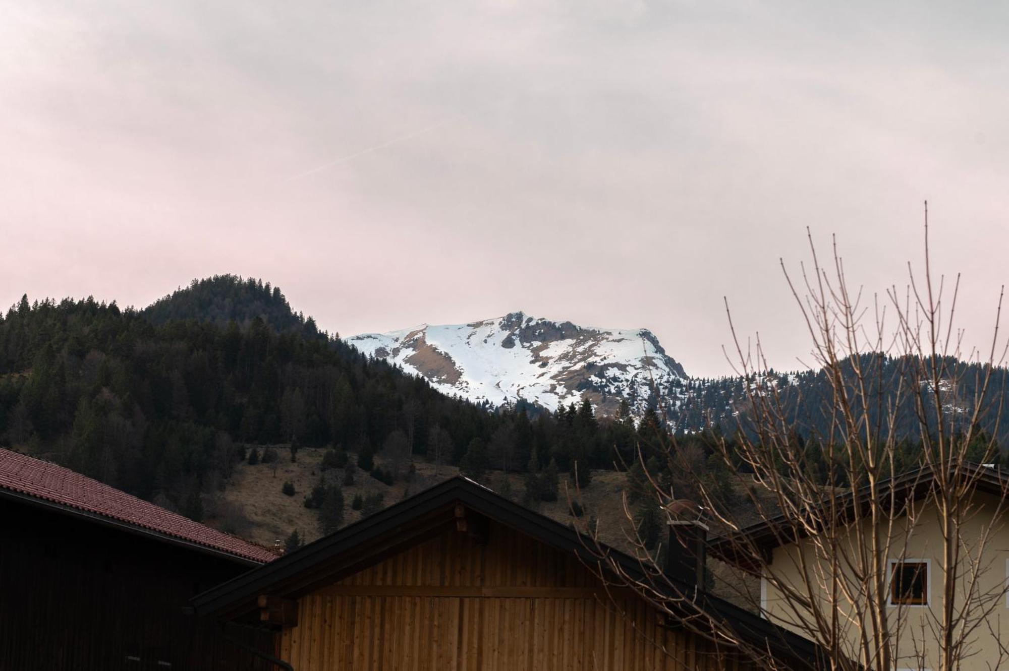 Ferienwohnung Schoenblick Weissenbach am Lech Exterior photo