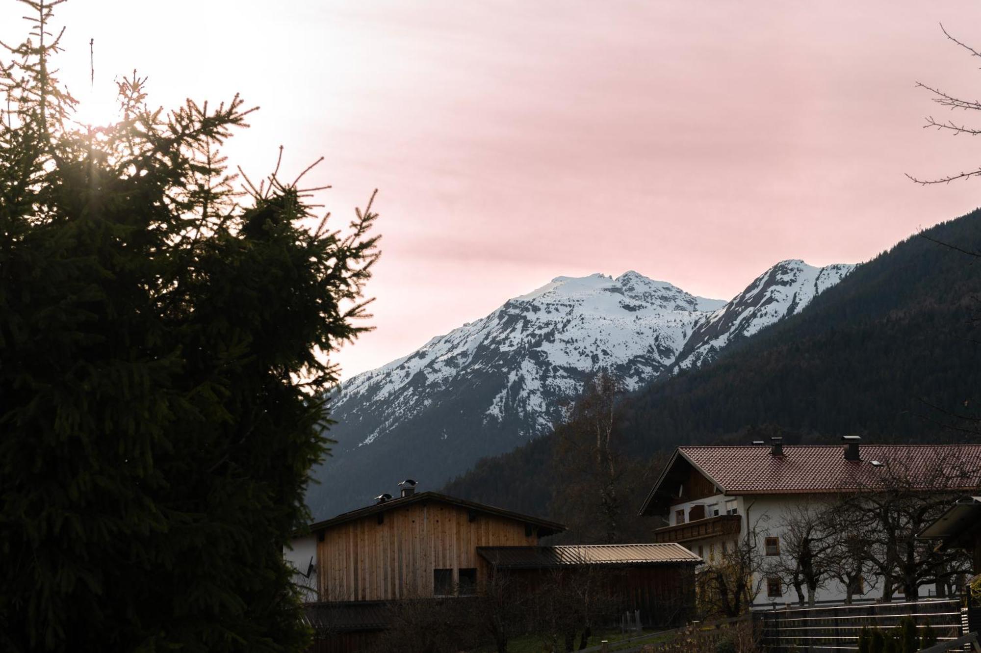 Ferienwohnung Schoenblick Weissenbach am Lech Exterior photo