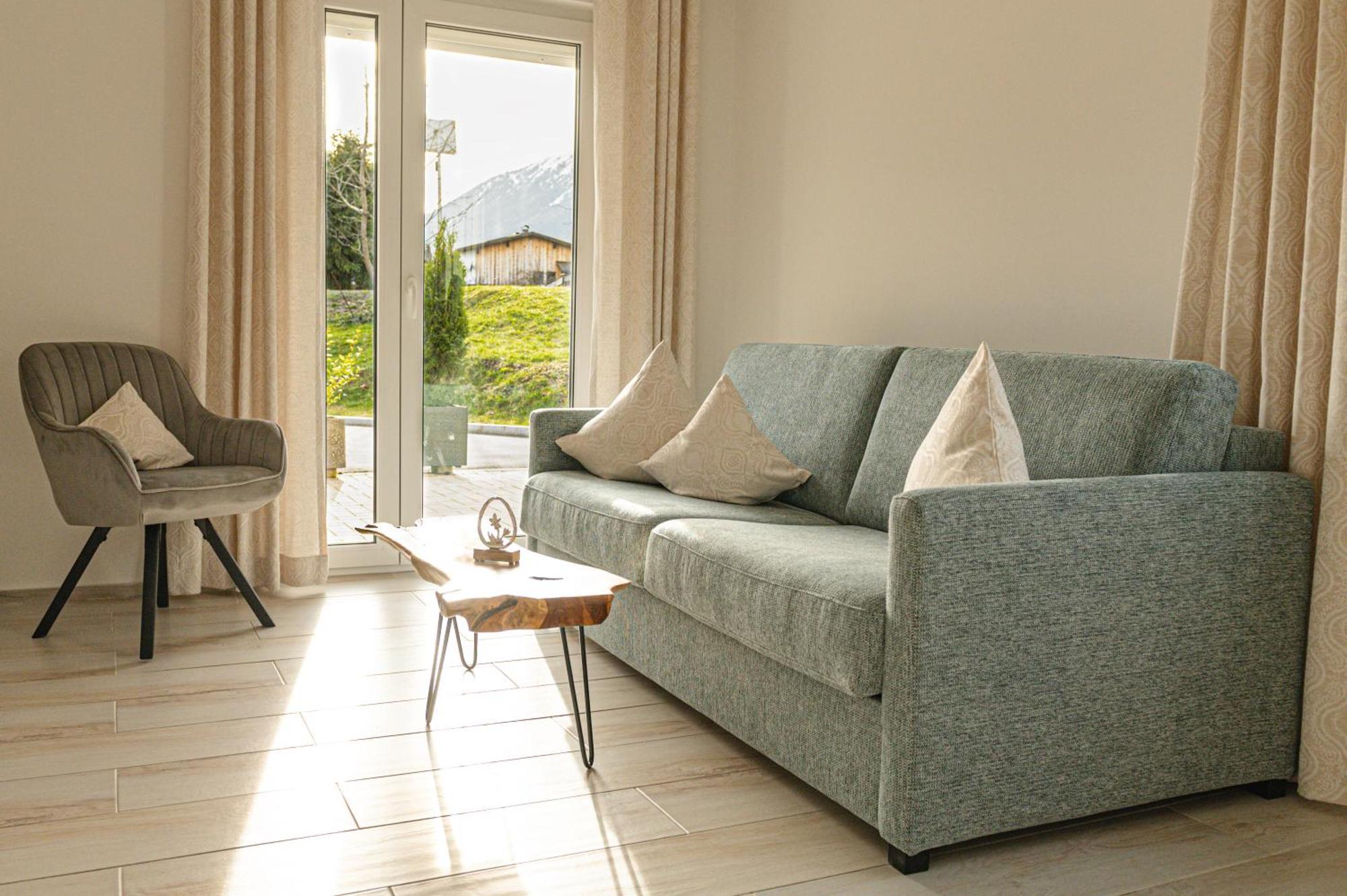 Ferienwohnung Schoenblick Weissenbach am Lech Exterior photo
